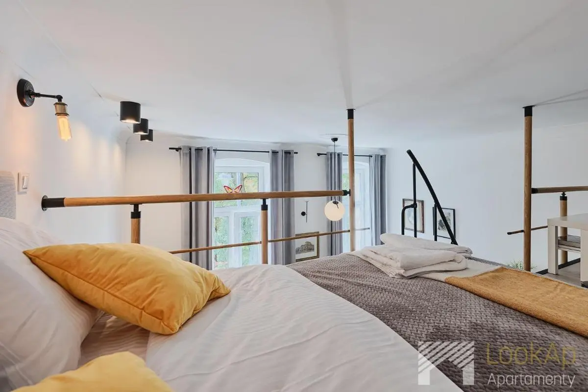 Image 1 of Wólczańskie Motyle by LookAp