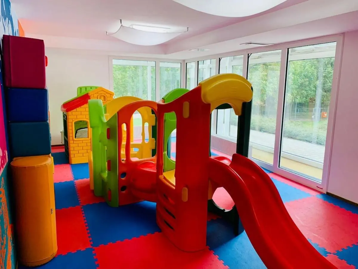 Image 2 of Wygodny apartament 601, sauna, bilard, siłownia, sala zabaw dla dzieci