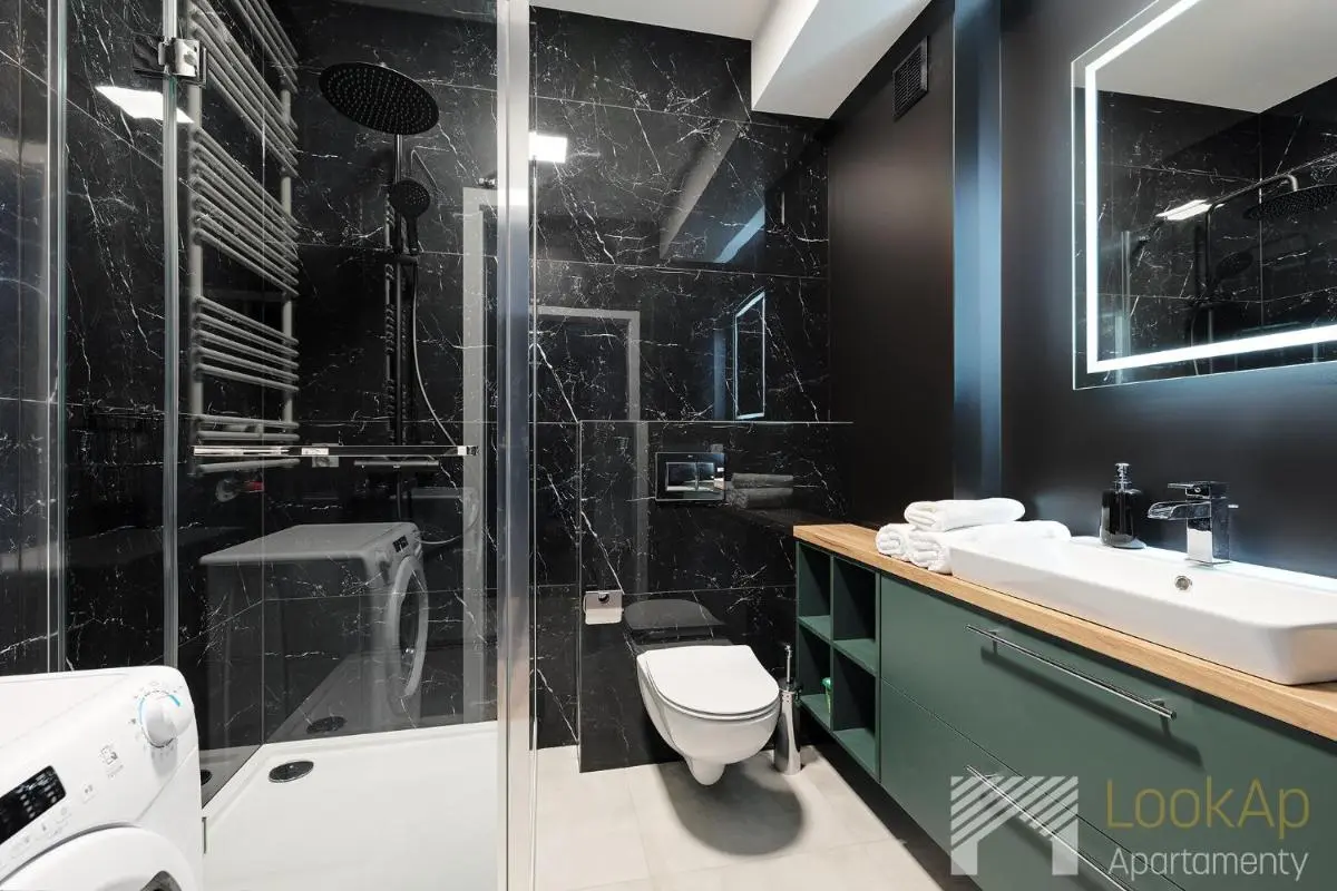 Image 1 of Wysoka Comfort by LookAp