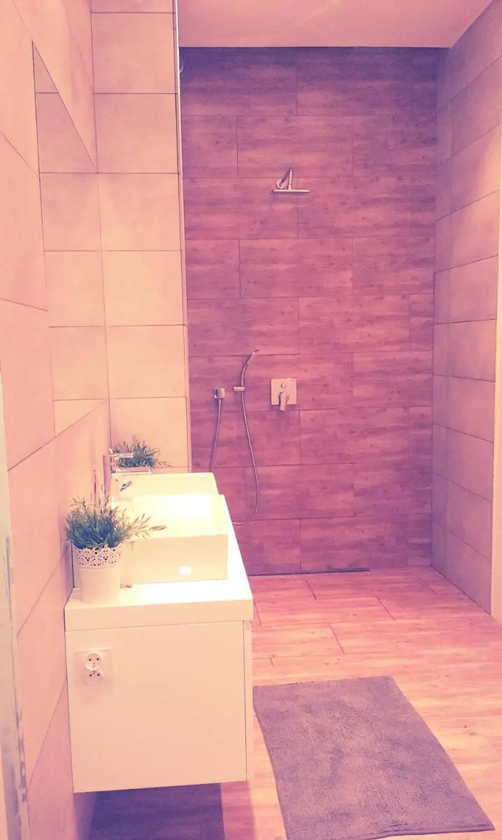 Image 6 of Zielona street